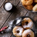 Dispositivo in acciaio inox per donuts o ciambelle fritte